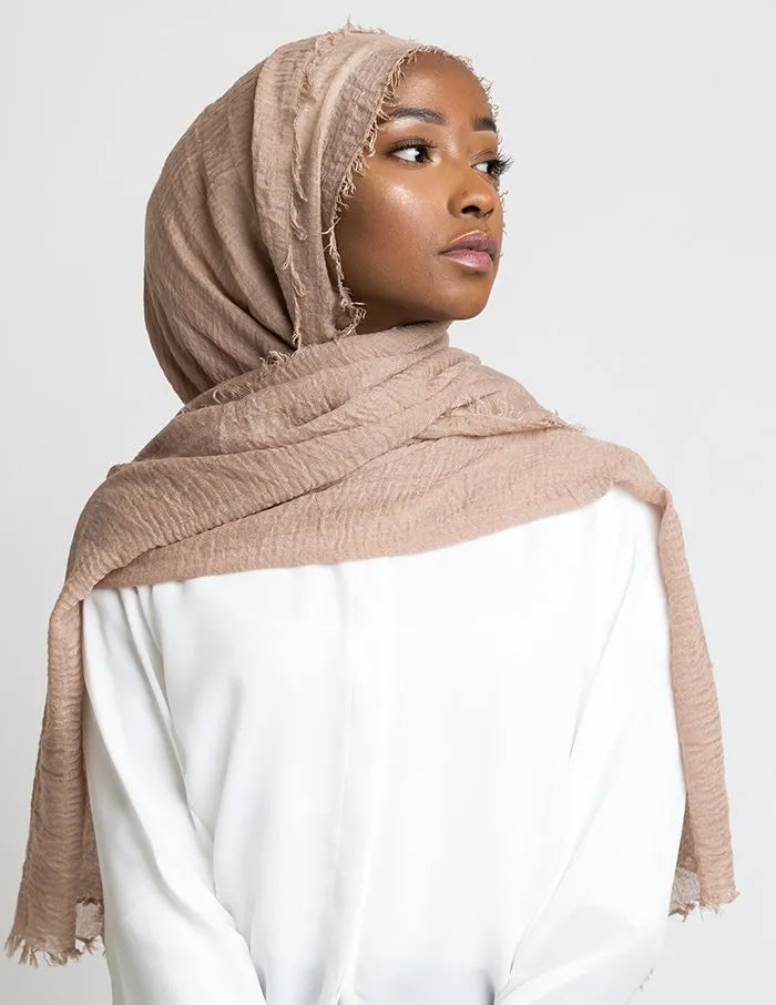 Average Brown Crinkle Hijab